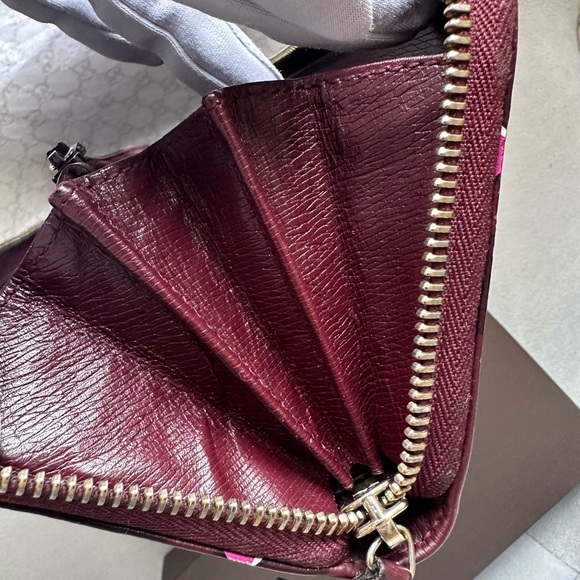 GUCCI LIMITED EDITION HEART CONTINENTAL LONG ZIPPY WALLET π― AUTHENTIC - Picture 6 of 16